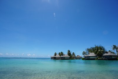 外海側の水上コテージ
