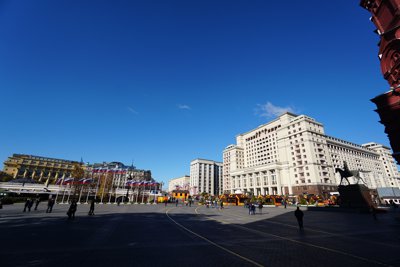 マネージャ広場(Манежная Площадь)とFour Seasons Hotel