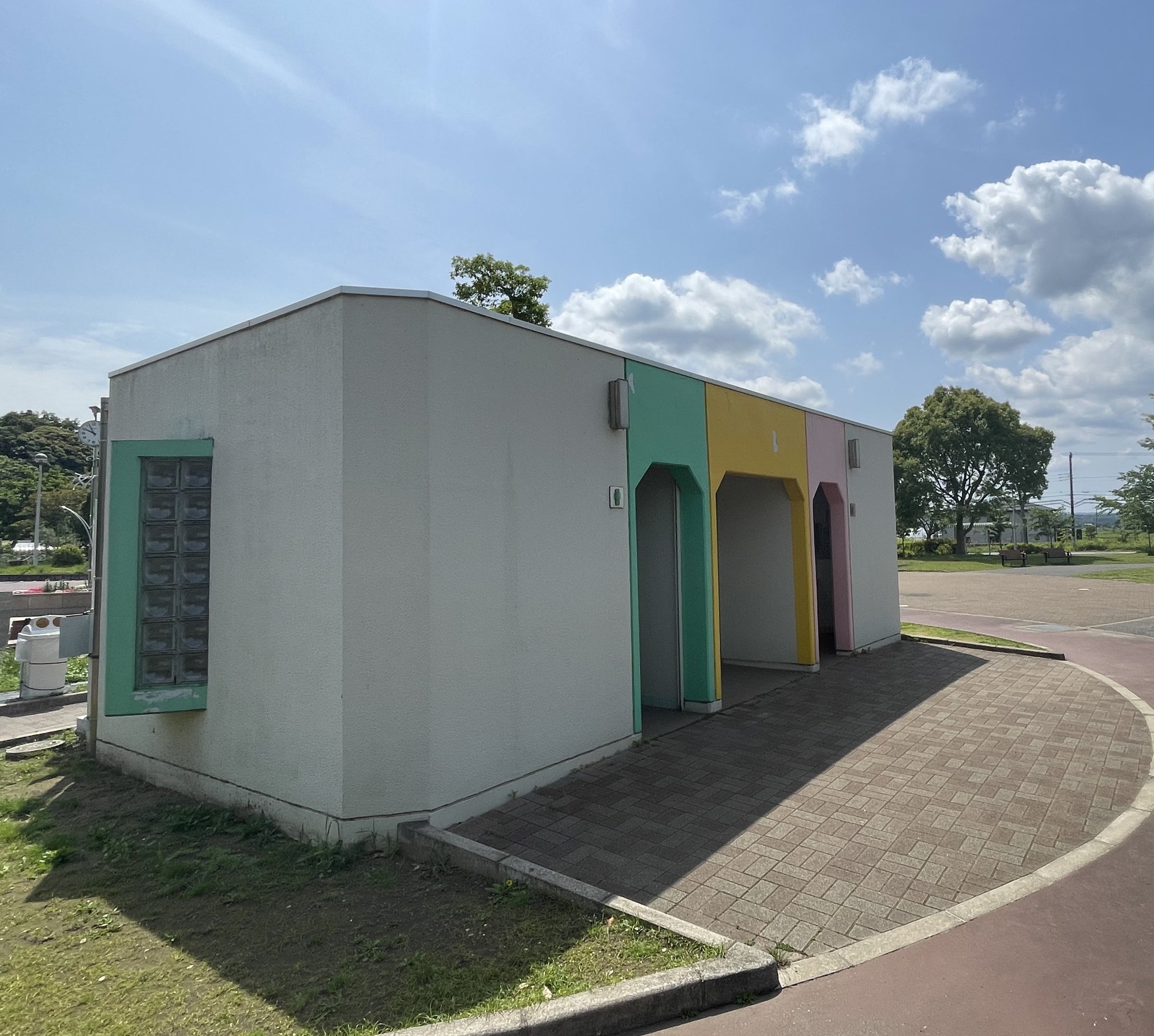 下池そばのトイレ